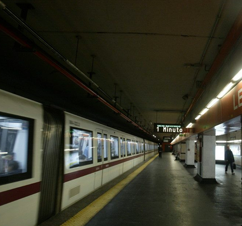 ALLARME SULLA METRO A DI ROMA: ECCO COSA STA ACCADENDO - 24/05/2017