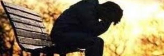 DISOCCUPATO SI UCCIDE A 26 ANNI: ''NON POSSO COMPRARE NEMMENO LE SIGARETTE'' - 07/07/2013