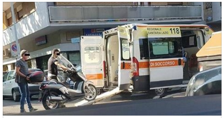 L'EPISODIO SURREALE A ROMA: LA FOTO DIVENTA VIRALE SUL WEB - 21/06/2017