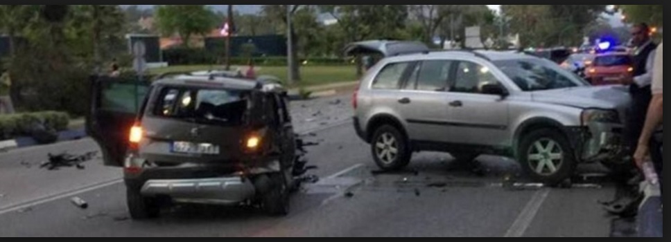 AUTO IMPAZZITA A FOLLE VELOCITA' SULLA FOLLA: ''CI SONO MOLTI FERITI'' - 03/07/2017