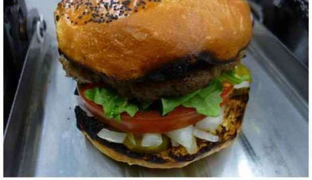 ECCO IL ROBOBURGER: LO PRODUCE IL PRIMO FAST FOOD TUTTO AUTOMATICO - 19/11/2012