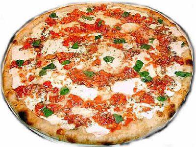 NOI CHE QUANNO ANNAMO 'N PIZZERIA STAMO DU ORE A GURDA' ER MENU'... - 27/03/2012