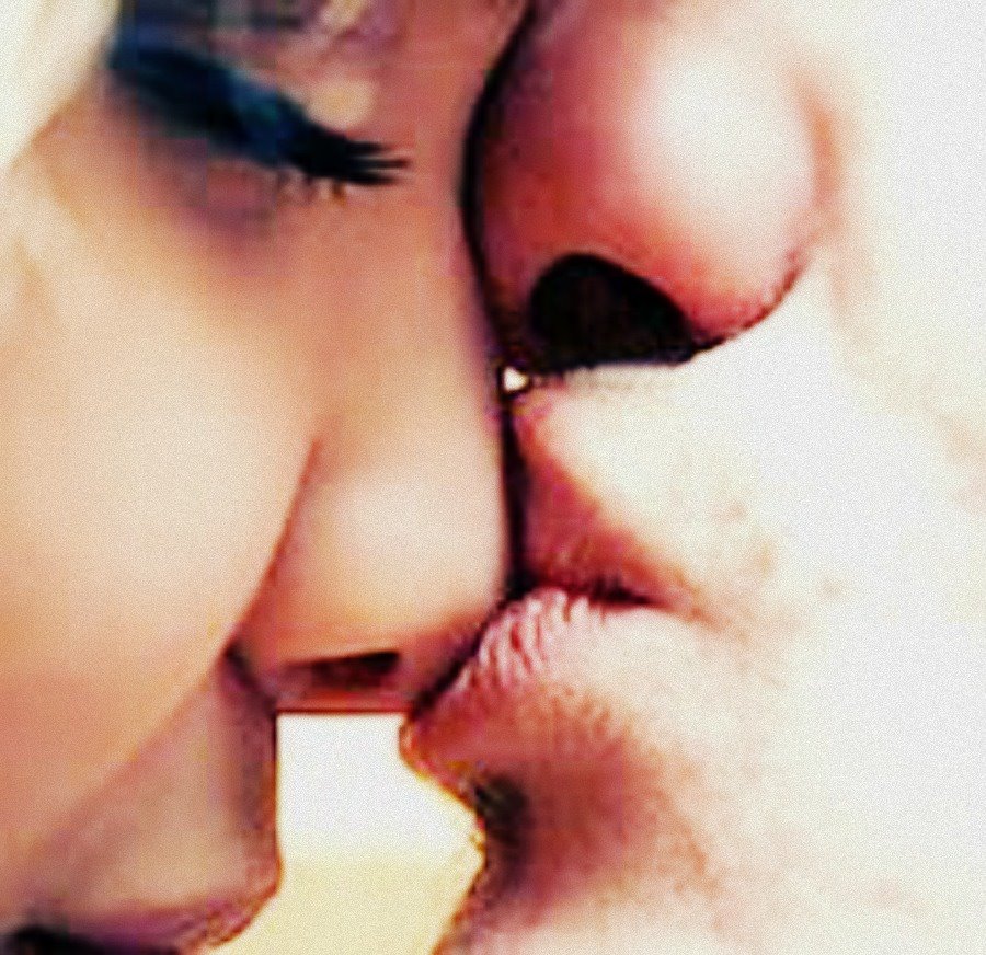 Er significato del bacio: Sul naso - 19/04/2012