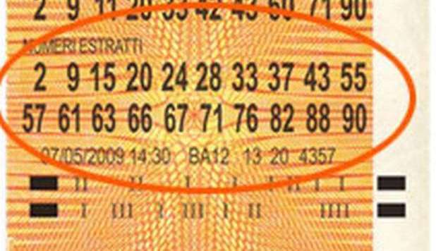 10ELOTTO: SCOMMETTE 2 EURO, NE VINCE OLTRE 2 MILIONI - 17/09/2012