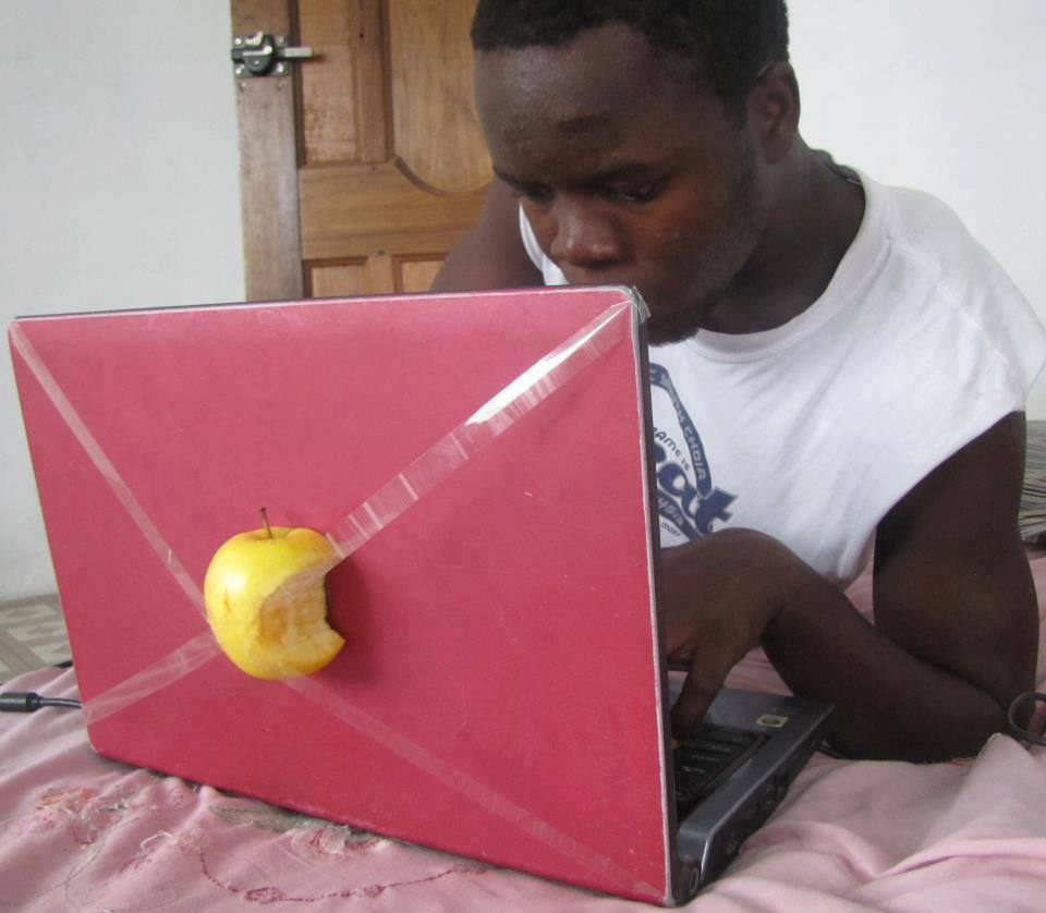 PUR'IO ME SO' COMPRATO L'APPLE !! - 17/09/2012