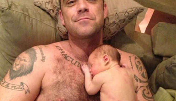 ROBBIE WILLIAMS PAPÀ: 'ECCO TEDDY, HA DUE GIORNI' - 22/09/2012