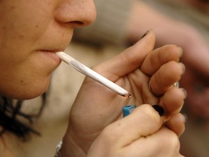 'Amnesia', la nuova droga che spopola: costa come una canna, ma ha effetti da cocaina - 28/03/2013