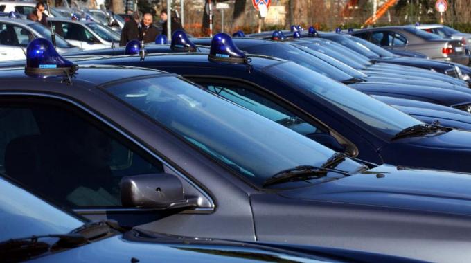 Auto blu nei posti per disabili: nuovo scandalo della casta - 10/09/2013