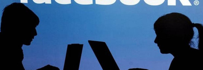 Facebook da evitare se si è single: ''Può causare frustrazione''. Ecco perché - 06/11/2013