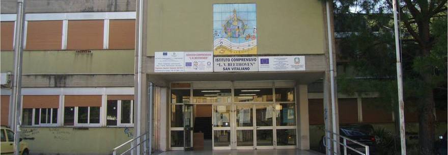 Maestra sgrida un bimbo, il papà la prende a pugni, poi si difende: ''Lo maltrattava'' - 10/11/2013