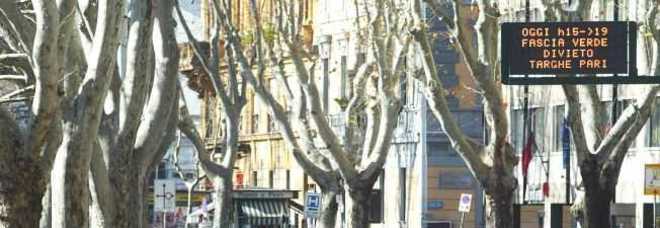 ROMA, ANCORA TARGHE ALTERNE: CAMBIANO GLI ORARI, STOP PIU' LUNGHI - 16/12/2013