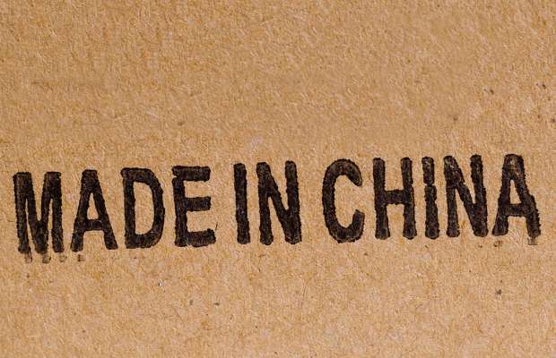 I PRODOTTI MADE IN CHINA SONO CANCEROGENI. SCOPPIA L'ALLARME - 20/12/2013