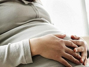 A 12 ANNI E' GIA' MADRE DI DUE GEMELLI. ORA IL COMPAGNO E' ACCUSATO DI ABUSI SESSUALI - 09/01/2014