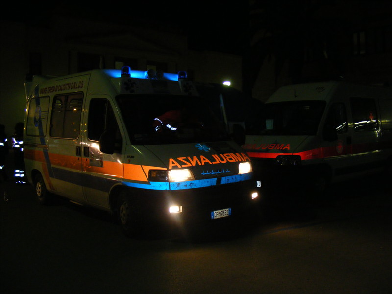 AGGREDISCE UNA DONNA INCINTA A STAMPELLATE PER UN PARCHEGGIO - 15/01/2014
