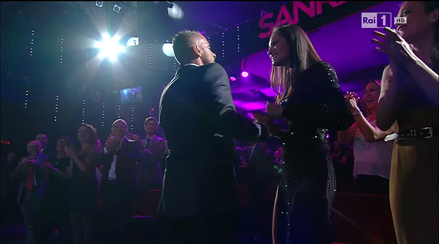 GAFFE DI RAMAZZOTTI A SANREMO UMILIA LA MOGLIE MARICA. INTANTO LA HUNZIKER SE LA RIDE - 11/02/2016