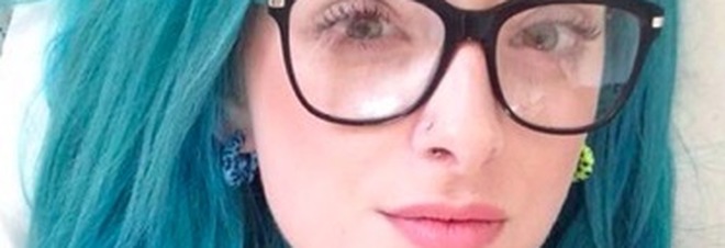 DANIELLE VA IN CHOC ANAFILATTICO DURANTE IL TURNO DI LAVORO: ECCO LA REAZIONE DEL SUO CAPO - FOTO - 28/06/2016
