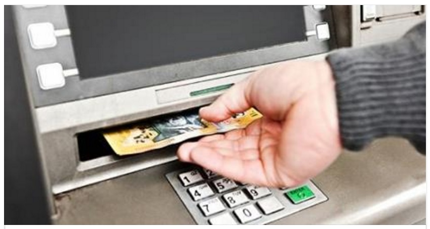 PER UN ERRORE DELLA BANCA UN GIOVANE DISOCCUPATO DIVENTA MILIONARIO - 16/12/2016