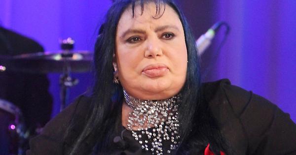 LOREDANA BERTE' SUL PADRE: ''QUANDO MAMMA GLI NEGAVA IL SESSO LUI VENIVA IN CAMERA NOSTRA E...''. LA RIVELAZIONE SCONVOLGE TUTTI - 20/03/2017