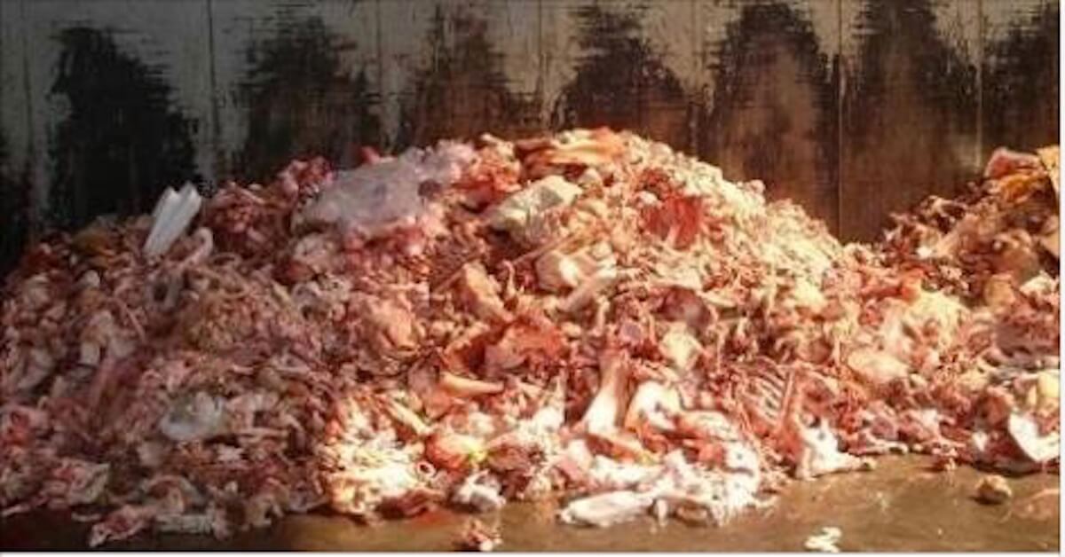 LA VERITA' DIETRO IL DADO DA CUCINA: ECCO COME VIENE FATTO, DISGUSTOSO - VIDEO - 06/06/2017