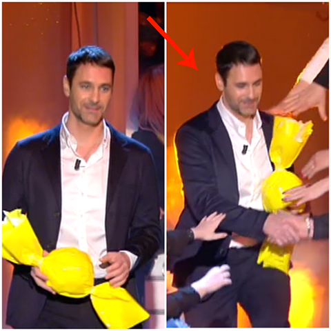 A ''C'E' POSTA PER TE'' RAOUL BOVA ENTRA IN STUDIO E LO NOTANO TUTTI: IL DETTAGLIO NON E' SFUGGITO A NESSUNO - 05/03/2016