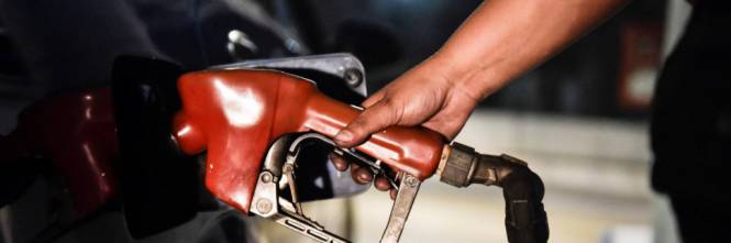 ATTENZIONE ALLA TRUFFA: SE AVETE MESSO BENZINA IN QUESTO WEEKEND VI CONVIENE LEGGERE QUESTO - 24/04/2016