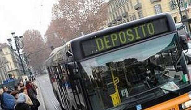 VENERDÌ SCIOPERO DEI MEZZI A ROMA: FERMI PER OTTO ORE METRO, BUS E TRAM - 02/07/2012