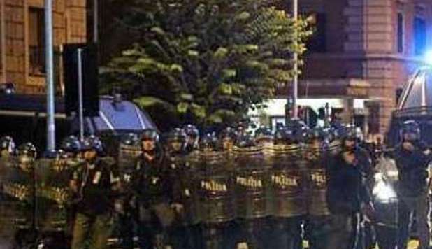 A ROMA SFILANO STUDENTI E L'ESTREMA DESTRA EUROPEA: SABATO CITTÀ BLINDATA - 06/11/2012