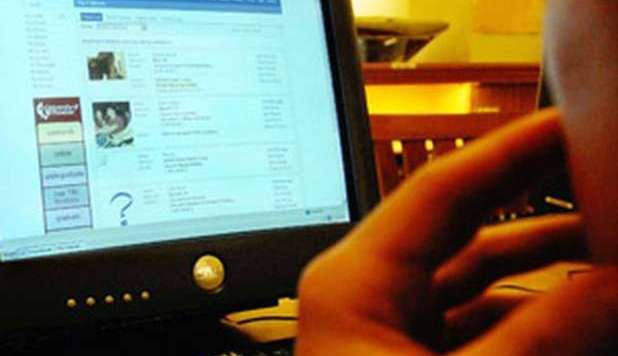 AVERE MOLTI AMICI SU FACEBOOK FA AUMENTARE ANSIA E STRESS - 27/11/2012