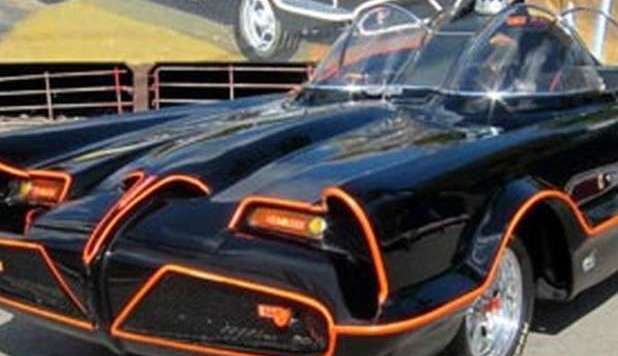 LA PRIMA BAT-MOBILE VENDUTA A 3,4 MLN  DI EURO: FU COSTRUITA IN ITALIA - 20/01/2013