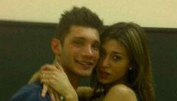 BELEN: 'VI SVELO IL PRIMO BACIO E NON SOLO CON STEFANO NEL CAMERINO DI MARA MAIONCHI...' - 10/02/2013