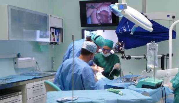 SCOPERTO FALSO DENTISTA: 'SENZA LAUREA MA CON 53 CASE' - 16/02/2013
