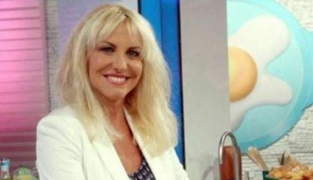 RAGAZZINA DI 16 ANNI CACCIATA DALLA 'PROVA DEL CUOCO' - 20/02/2013