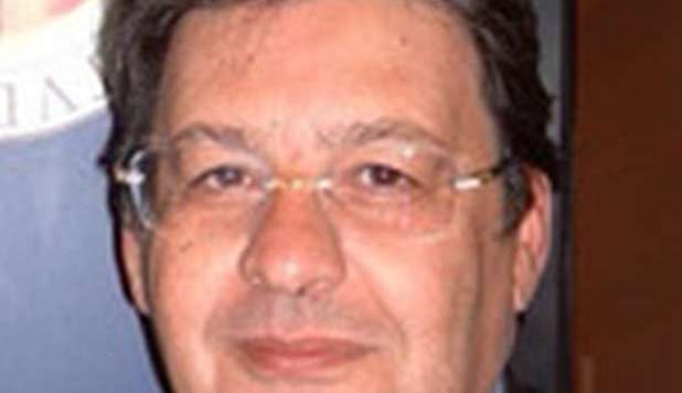 IL PROF: 'IL MIO STIPENDIO AGLI STUDENTI IN DIFFICOLTÀ'. MA LA REGIONE LO BLOCCA - 05/03/2013