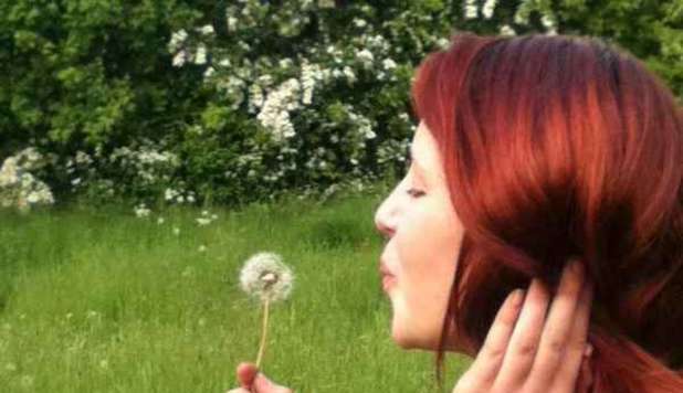 SCRIVE SU FB 'STO PER MORIRE' E SI SCHIANTA IN UN INCIDENTE D'AUTO A 14 ANNI - FOTO - 20/03/2013