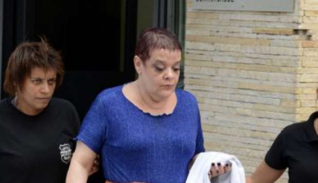 'DOTTORESSA MORTE' ARRESTATA: 300 PAZIENTI UCCISI. 'SI SENTIVA DIO' - FOTO - 28/03/2013