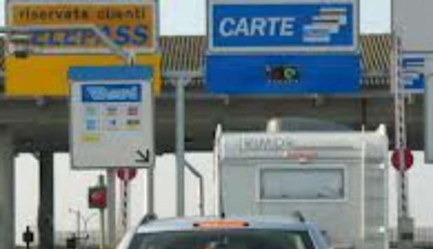 AUTOSTRADE, DAL 12 APRILE AUMENTA  IL PEDAGGIO DI 10 CENTESIMI - 10/04/2013