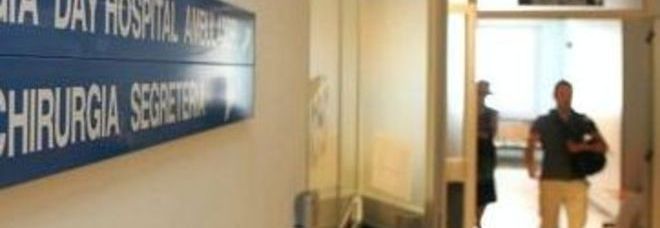 Furto in ospedale, paziente affronta il ladro: cade a terra colpito da infarto - 07/05/2013