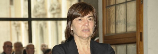 POLVERINI CONTESTATA AL RISTORANTE: ''VERGOGNA. ROMA SANGUINA'' - VIDEO ESCLUSIVO - 11/05/2013