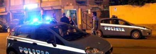 ROMA. SPARANO DI NOTTE CONTRO 2 DONNE IN AUTO: COLPITE 3 AUTO, DUE RICERCATI SU UNA SMART - 19/05/2013