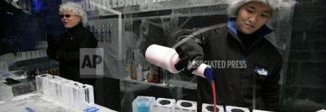 ''ICE BAR'', PER COMBATTERE L'AFA. NEL LOCALE -5°, GUANTI E CAPPELLO AI CLIENTI - 11/07/2013