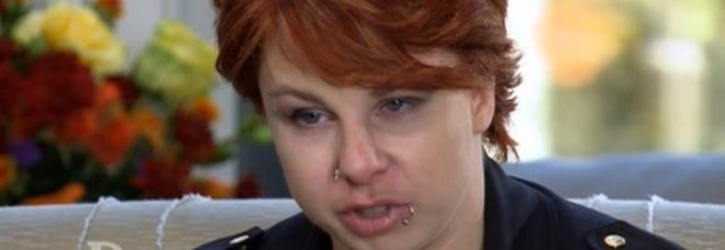 SCAPPATA DAL 'MOSTRO' IN TV: ''MI TENEVA APPESA COME UN PESCE'' - 06/11/2013
