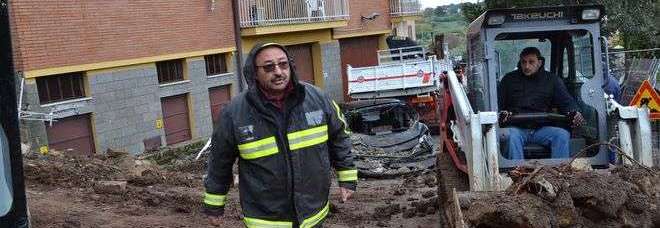 MALTEMPO AI CASTELLI ROMANI, FRANA A VELLETRI: ALCUNE FAMIGLIE BLOCCATE NELLE CASE - 24/11/2013