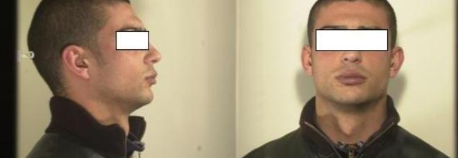RAPINA UNA GIOIELLERIA, TIENE IN OSTAGGIO LA COMMESSA E LA VIOLENTA PER MEZZ'ORA - 06/12/2013