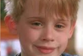 MACAULAY CULKIN IL BIMBO DI ''MAMMA HO PERSO L'AEREO'' ORA E' IRRICONOSCIBILE - FOTO ALL'INTERNO - 21/12/2013