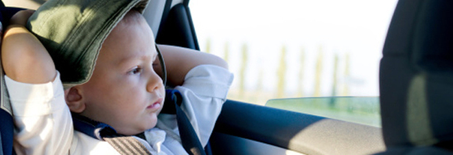 BAMBINI IN AUTO, NOVITA' DEL 2017: FINO A 323 EURO DI MULTA PER CHI NON E' IN REGOLA - 06/01/2017