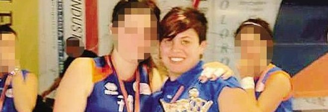 BERGAMO, PARTORISCE UNA BIMBA MORTA, MAMMA ILARIA MUORE POCHE ORE DOPO - 07/01/2017