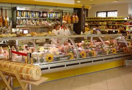 SULLA PORTA DE 'N ALIMENTARI C'E' SCRITTO: 'SE FANNO PANINI CO TUTTO'… - 05/04/2012