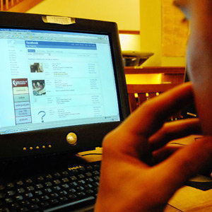 MA PERCHE' INVECE DE PARLA' 2 ORE SU FB E MSN... NUN SE VEDEMO ?! - 18/03/2012