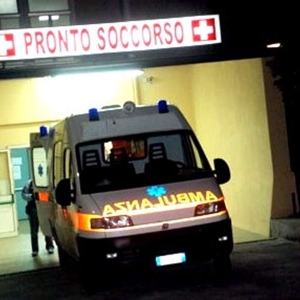 PERDE IL LAVORO E TENTA IL SUICIDIO. SALVATA DA UN SMS - 12/03/2013