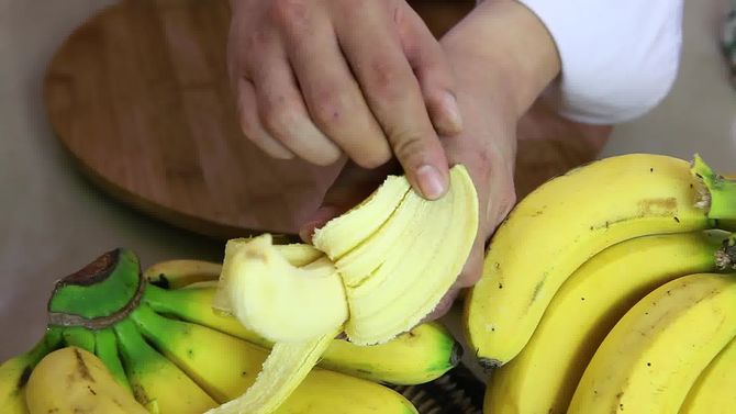 ECCO COSA SUCCEDE SE MANGIATE UNA BANANA TUTTI I GIORNI - 27/10/2015